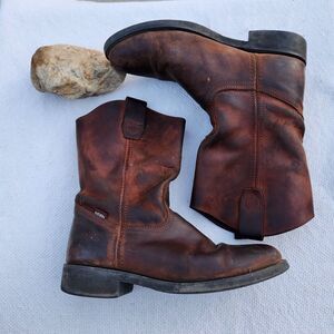 Establo oiled brown leather pull on boots